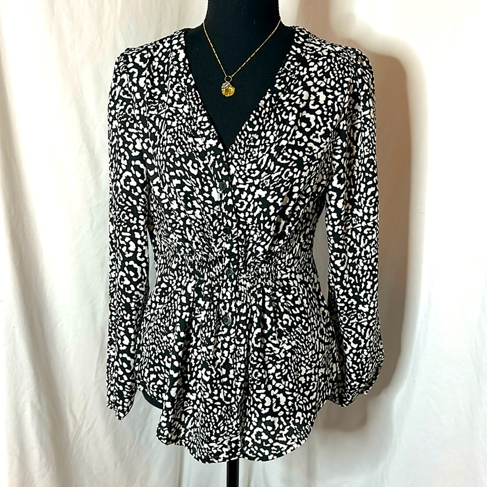 NWOT FORTUNE + IVY long sleeve blouse - black/white